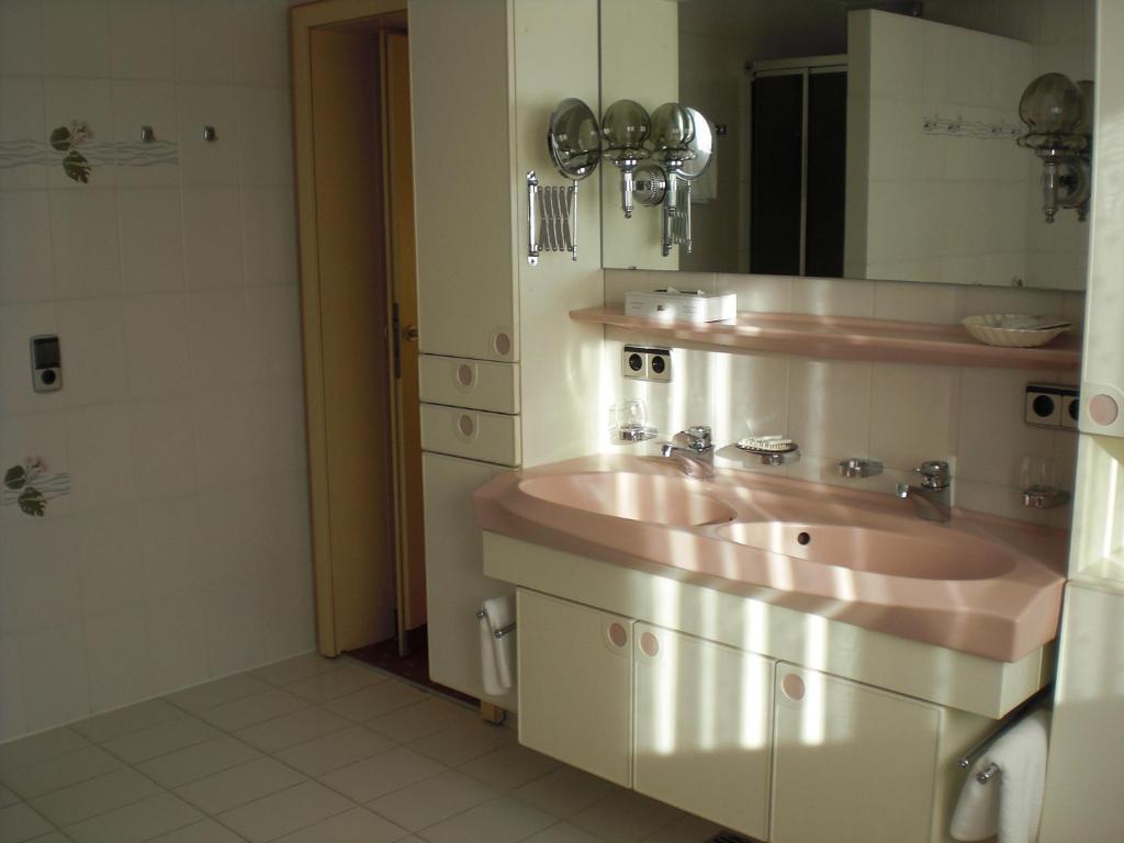 Hotel-Restaurant Schieble Kenzingen Room photo